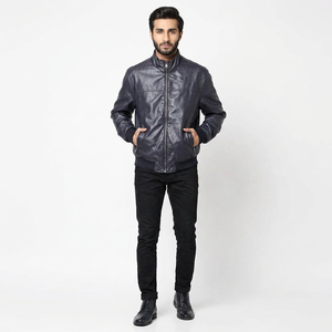 Chaqueta Varsity con Capucha de Algodón Puro Impermeable para Hombre, Cuello Alto Único, Logotipo Frontal de Béisbol Universitario - Product Image 1