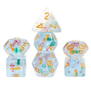 חם מכירה 7pcs חג המולד נושא קוביות פוליהדאל סט לוגו מותאם אישית d20 שרף & אקריליק עבור <span class=keywords><strong>rpg</strong></span> ומשחקי לוח אחרים - Product Image 1