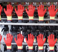 Machine de trempage entièrement automatique pour chaussettes et gants de protection