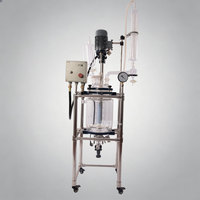 Cuve de réaction à double enveloppe en verre borosilicate 3.3 de 10L avec agitation et moteur à induction CA, conception antidéflagrante