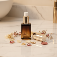 Flacon carré en verre dégradé ambré de luxe de haute qualité avec pompe dorée et bouchon à vis en aluminium 30 ml pour sérum et crème essentielle de soin de la peau