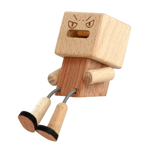 Poupée en bois à jambes qui bougent, populaire à l'international, en stock, ornement créatif d'aromathérapie pour voiture, personnalisation en usine. - Product Image 4