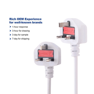 Cable de Extensión Multiusos con 4 Tomas de Corriente de 10A para Reino Unido, UE y EE. UU., Regleta Universal con Protección Contra Sobretensiones e Indicador de Encendido/Apagado - Product Image 4