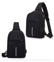Produit à succès Fournisseur chinois Sac de poitrine pour homme Étanche Fermeture éclair invisible Charge USB Sac de poitrine à bandoulière
