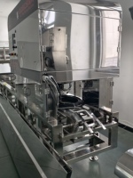 Scelleuse automatique continue LUOKE pour tofu, contrôlée par PLC, pour machine d'emballage de tofu doux en boîte