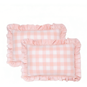 Taies d'oreiller à bords volantés style ferme - Housses de coussin décoratives en gingham rose vintage pour lit et canapé - Product Image 1