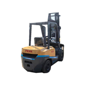 Carretilla elevadora diésel de 4 toneladas de alta calidad, altura de mástil personalizada, neumáticos sólidos o neumáticos, equipo de almacén OEM ODM - Product Image 1