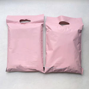 Cutsum Express Pink Poly Mailer Recycled Black Courier <b>Clothing</b> Package <b>Bag</b> With Custom Logo and Handle <b>Clothing</b> Packaging - Product Image 3