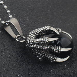 Colgante de garra de dragón de acero inoxidable de 22 mm con bisel de piedra negra, collar para mujer, regalo, joyería - Product Image 4
