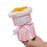 Grenz überschreitende kreative Geschenke zum Frauentag Kleine duftende Sonnenblumen sträuße für Lehrer Mitarbeiter Festliches Weihnachts-Halloween