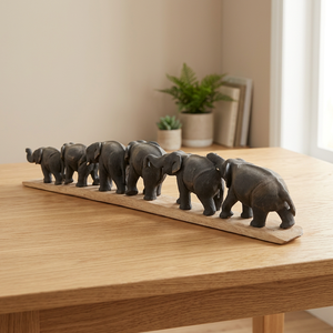 Elefante Tallado en Madera de Teca, Arte Popular Tailandés - Product Image 3