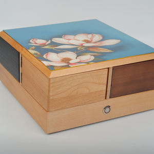 Caja de Almacenamiento de Madera MDF Giratoria de Cuatro Compartimentos Hecha a Mano, Diseño Rectangular Clásico, Grabado Láser, Madera de Arce Reciclable, Empaque Personalizado - Product Image 5