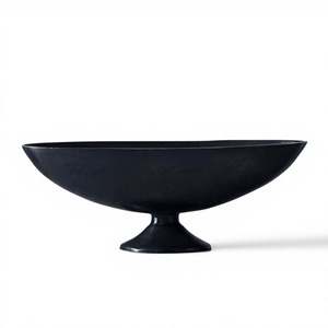 Bol à fruits sur piédestal, finition noire, style moderne, pour la décoration intérieure, vaisselle de salon, bols décoratifs. - Product Image 1