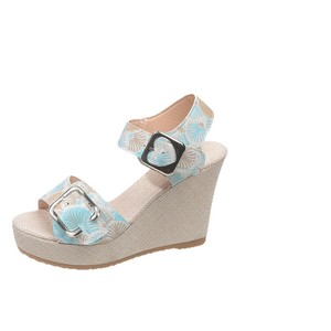 Women Platform Wedge Sandals Wholesale Summer European and American Style Belt Buckle Printed Peep Toe Sandals - Product Image 5