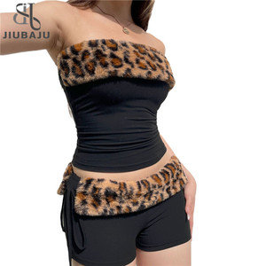 2025 Sexy Strapless Top Shorts Suit Plush <span class=keywords><strong>Leopard</strong></span> <span class=keywords><strong>2</strong></span> piezas Set Trajes para mujeres - Product Image 1