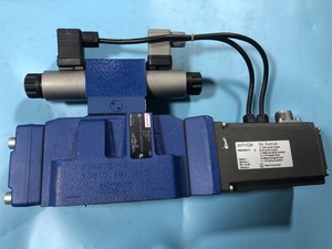 R900711320 4WRKE16W8-200L-3X/6EG24ETK31/A1D3M Direccional Proporcional Hidráulico - Product Image 2