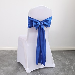 Vente en gros de nœuds de chaise en satin de soie bleu royal uni personnalisés multicolores pour la décoration des chaises pliantes lors de banquets, mariages et fêtes - Product Image 1