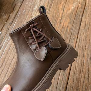 Nuovi Stivali Invernali 2025 per Bambine con Elegante Ciondolo a Cuore, Suola Morbida - Product Image 5