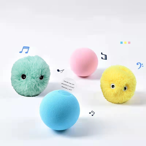 Mignon drôle en peluche pour animaux de compagnie jouer coup de pied électrique couinement jouet balle avec cataire pour l'exercice de chat - Product Image 3