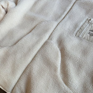 3D Thêu Thư Boxy Quá Khổ Thời Trang Phố Lông Mùa Đông Ấm Áp Windproof Bông Sherpa Lông Cừu Varsity Crop Áo Khoác Nhà Sản Xuất - Product Image 4