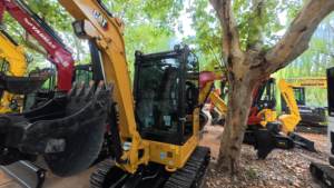 Escavatore CAT Caterpillar 303E Usato in Ottime Condizioni, Macchina Movimento Terra Originale Giapponese, Escavatore CAT da 3 Tonnellate in Vendita - Product Image 3