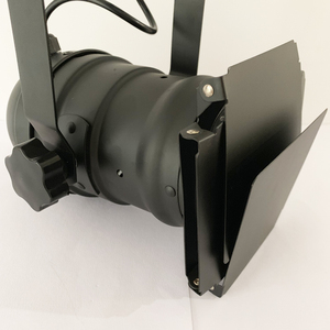 Rạp Hát Chiếu Sáng 4 Lá E27 Cơ Sở 20W 30W 35W 40W <span class=keywords><strong>PAR30</strong></span> Ánh Sáng Tại Chỗ BARN DOOR LED Theo Dõi Ánh Sáng - Product Image 6