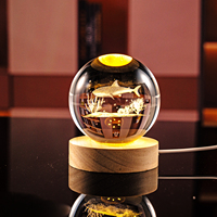 Boules de cristal gravées au laser 3D de 6 cm et 8 cm, vente en gros directe d'usine Small Bridge