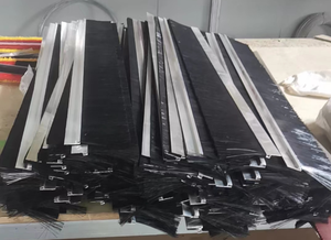 <span class=keywords><strong>Cepillo</strong></span> de tira de zócalo lateral <span class=keywords><strong>para</strong></span> escaleras mecánicas duradero de alta calidad - Product Image 5