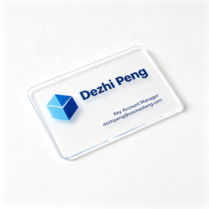 บัตรชื่อพีวีซีใสแบบ OEM พร้อมแม่เหล็ก พิมพ์ซิลค์สกรีน ปั๊มฟอยล์ทอง ลายนูนหรูหรา สำหรับงานแสดงสินค้าและโปรโมชั่น - Product Image 1