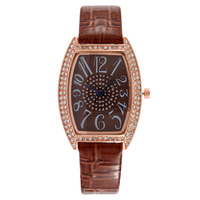 Montre pour femme Douyin Live Streaming, bracelet en cuir, boîtier en alliage incrusté de diamants, design écologique en forme de baril à vin, mouvement à quartz