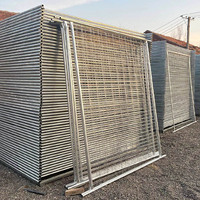 Heetgedoopte gegalvaniseerde metalen cyclonengaas mobiele 6*12FT tuinhekwerk met diamantvormige maas, CE-gecertificeerd, knaagdierbestendig