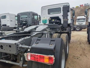 Camión Tractor Howo Usado, Camión Tractor Howo 6X4 en Venta - Product Image 6