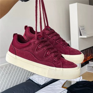 Zapatillas de invierno para hombre, informales, versátiles, a la moda, con cordones, que aumentan la altura, color rojo vino, diseño exclusivo estilo Instagram, estilo skate americano. - Product Image 4