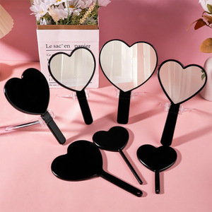 <span class=keywords><strong>Espejo</strong></span> de Mano en Forma de Corazón, Esencial para Selfies, Portátil, Elegante, Diseño Romántico y Coqueto - Product Image 3