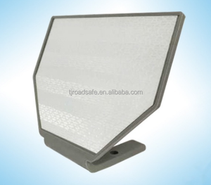 Delineateurs temporaires en plastique pour avertissement routier, panneaux réflecteurs trapézoïdaux pour garde-corps routier - Product Image 2