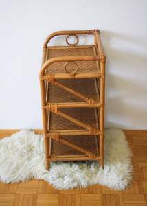 Étagère en rotin du milieu du siècle avec 4 niveaux faits à la main au Vietnam - Product Image 6
