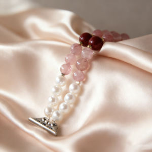 Elegante Correa de Reloj de Lujo con Cristales de Uva, Ancho de Banda de 16 mm - Product Image 1