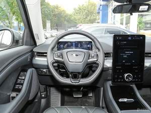 ฟอร์ด มัสแตง แมค-อี 700 กม. รุ่นวิ่งได้ไกลพิเศษ รถใหม่ในตลาด รถยนต์พลังงานใหม่ ขายดี - Product Image 4