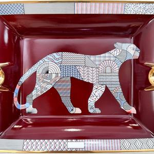 Cendrier carré de luxe vert, design portable avec logo personnalisé pour hôtels et bars, livré avec boîte cadeau - Product Image 4