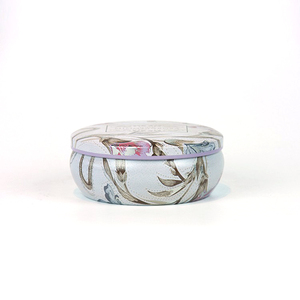 Écorces d'agrumes & <span class=keywords><strong>Sauge</strong></span> 330g Rond Fait à <span class=keywords><strong>la</strong></span> Main Bougie En Étain - Product Image 4