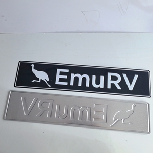 Tùy chỉnh Nhôm dập nổi tên nơi 3D xe dấu hiệu kim loại Đăng tấm cho mục đích trang trí - Product Image 5