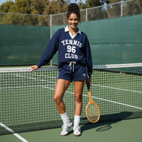 Ensemble de survêtement de tennis pour femmes, sweat-shirt à col polo contrastant, short de survêtement imprimé, bleu marine, ensemble de survêtement 2 pièces, vente en gros