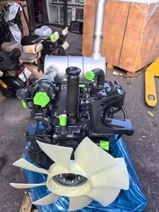 Motor Diésel 4D95 Usado de 3.26L, 66KW, 4 Cilindros, Inyección Directa, Ensamblaje Completo para Excavadora PC130-7 - Product Image 3
