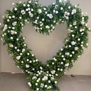 Arco Floreale a Forma di Cuore Fatto a Mano per Proposta di Matrimonio, Decorazione con Fiori a Cuore, Sfondo Floreale per Matrimonio e San Valentino - Product Image 5