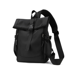 Nouveau sac à bandoulière de style japonais pour hommes, sac à bandoulière de grande capacité, sac d'ordinateur étanche pour les déplacements et le sport - Product Image 3