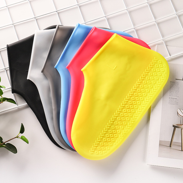 Unisex Waterproof Easy Clear Reusable Thickened Anti-skid and Wear-resistant Bottom Silicone Rain Shoes Cover