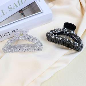 Pince à cheveux creuse de 9 cm avec strass scintillants et perles pour femmes et filles, pince requin en résine acétate acrylique, décoration capillaire pour fêtes - Product Image 6