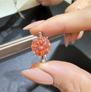 Eleganter 18K Weißgold-Ring mit 2,93 Karat Rund Brillant Geschliffenem Rosa Labor-Diamanten - Product Image 2