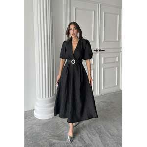 Robe noire trapèze ceinturée à manches bouffantes pour soirée - Product Image 5