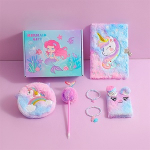 Juguetes de Peluche, Regalo de Cumpleaños para Niñas Pequeñas, Cuaderno de Peluche con Cola de Sirena de Dibujos Animados, Set de Regalo con Diario con Candado, Regalo para el Comienzo de la Temporada Escolar - Product Image 2